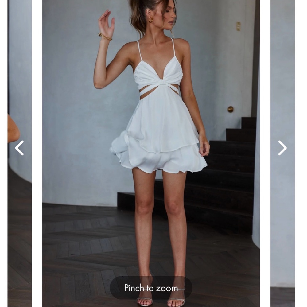 Selfie Leslie white dress